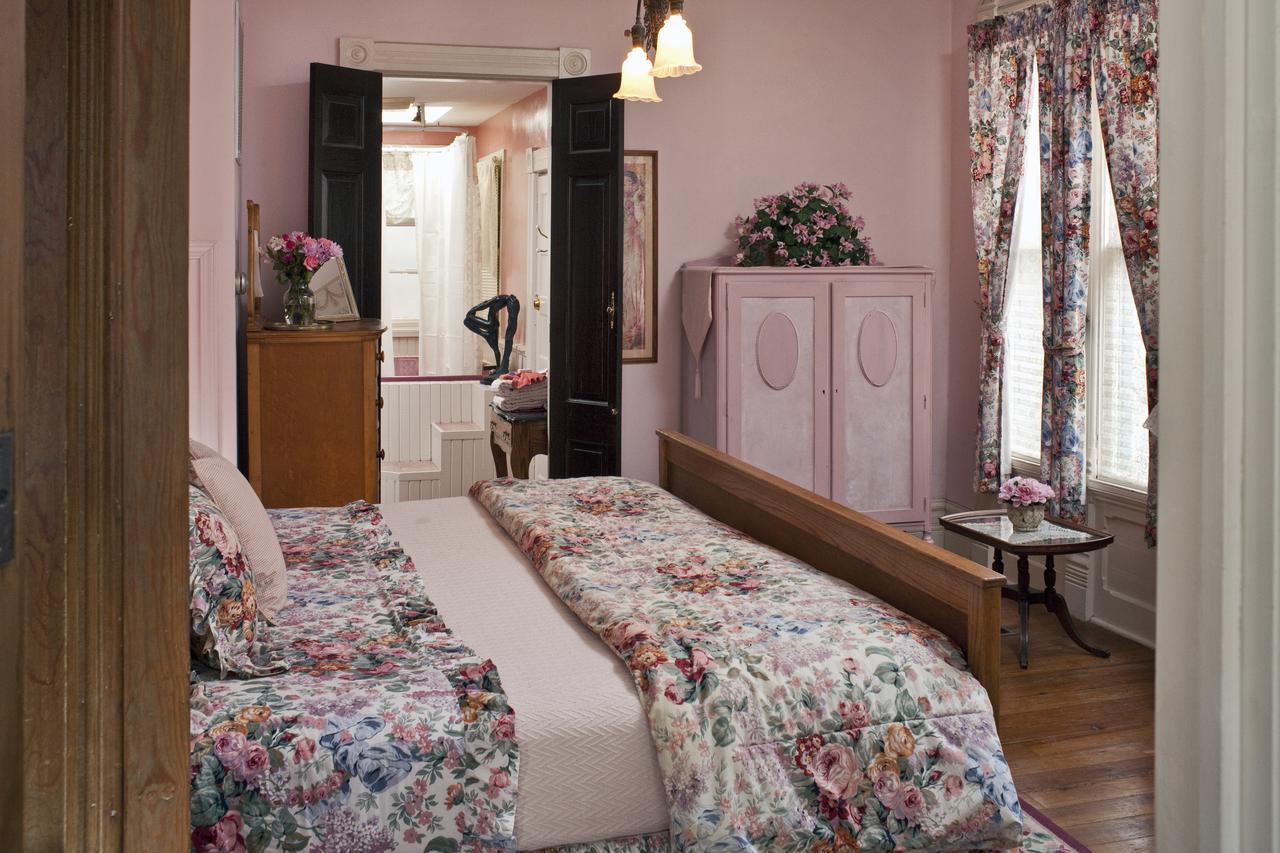 Cliff Cottage Inn Eureka Springs Ngoại thất bức ảnh