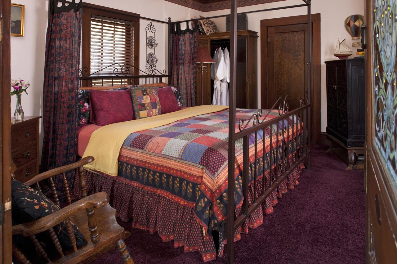 Cliff Cottage Inn Eureka Springs Ngoại thất bức ảnh