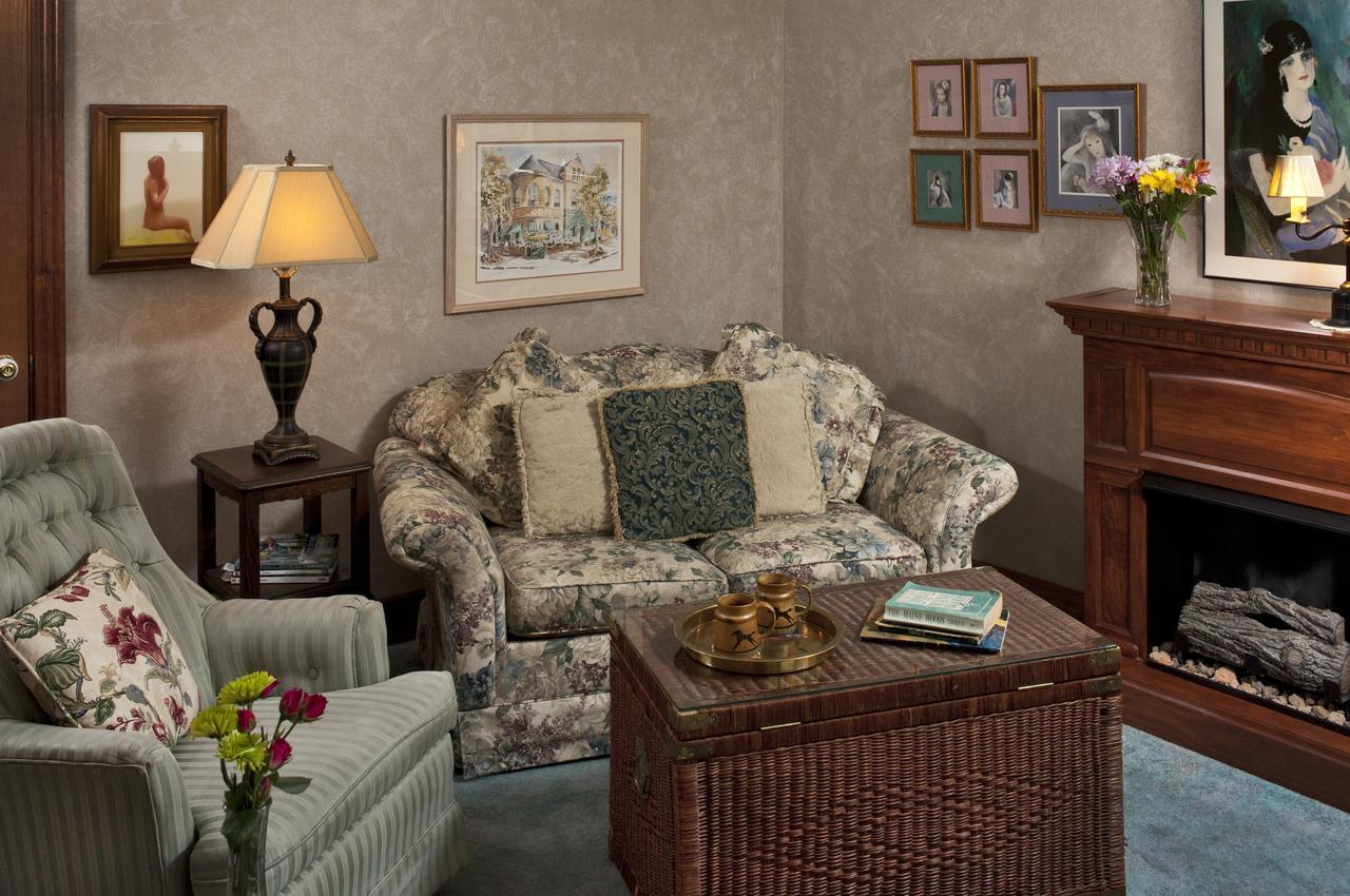 Cliff Cottage Inn Eureka Springs Ngoại thất bức ảnh