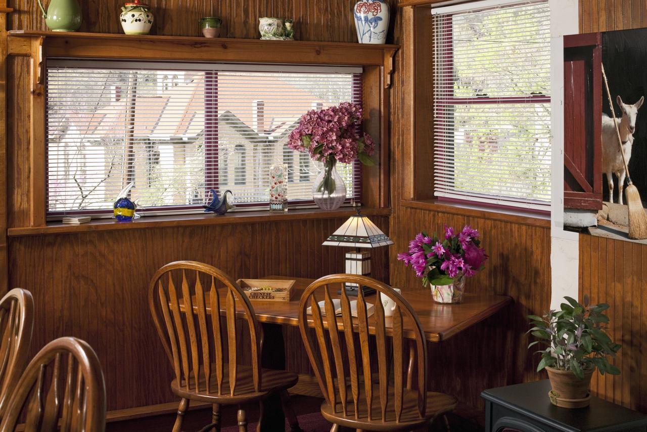 Cliff Cottage Inn Eureka Springs Ngoại thất bức ảnh